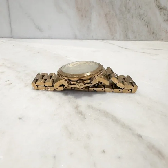 MICHAEL KORS Gold Runway Chronograph Watch - Picture 11 of 14